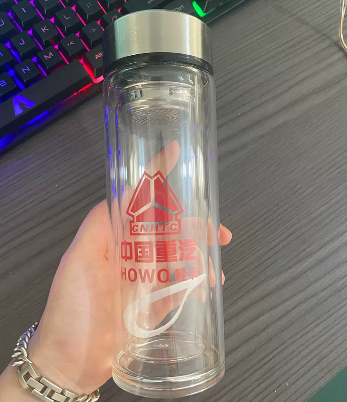 中国重汽双层广告杯定制效果
